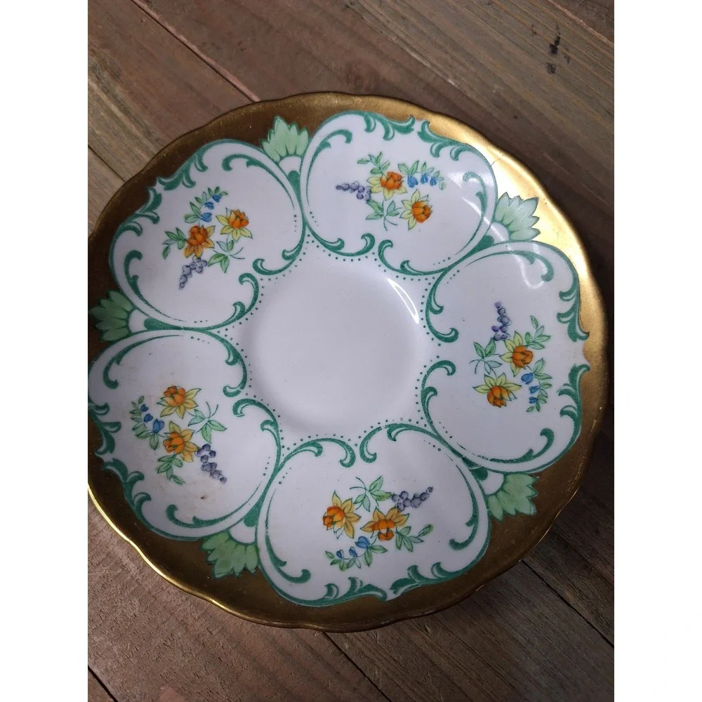 Vintage Tuscon Floral Bone China‎ Teacup & Saucer Set Gold Gilt Green Scrollwork